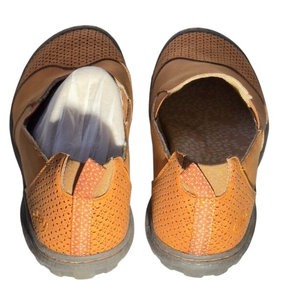 JBU By Jambu Lena Women's Wide Slip-On Shoes Tan Faux Leather/Textile Size 9W - Picture 4 of 10